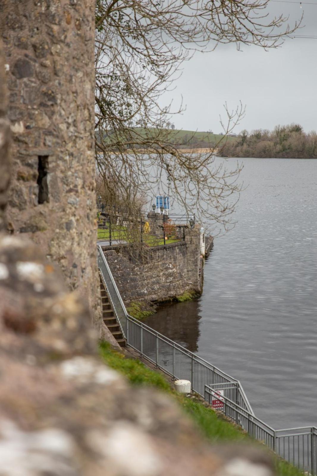 Villa Castle Lane House à Enniskillen Extérieur photo